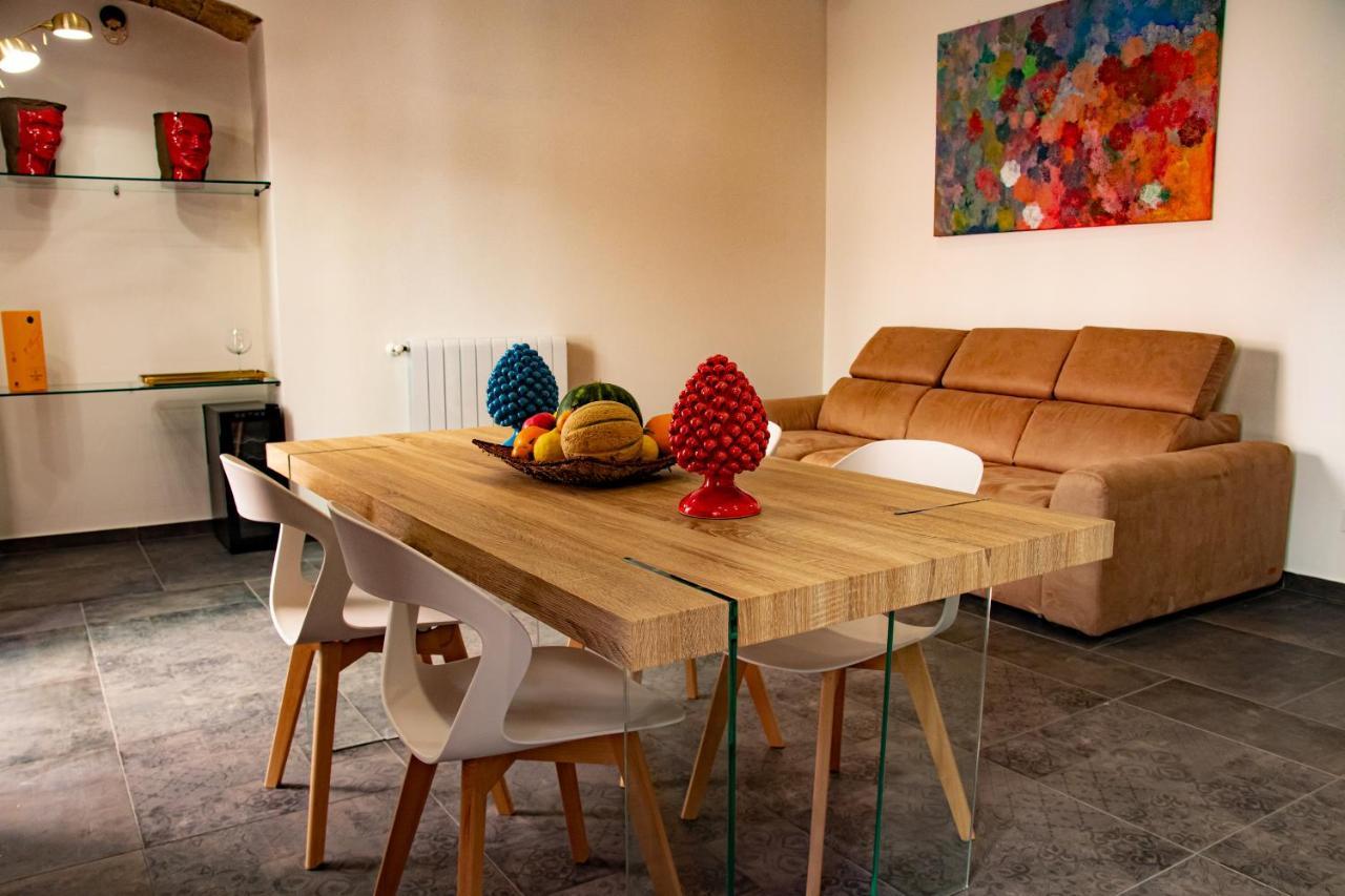 Casta Diva Luxury Apartments Palermo Bagian luar foto