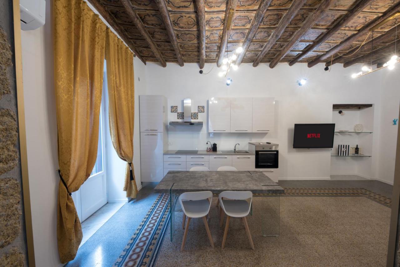 Casta Diva Luxury Apartments Palermo Bagian luar foto